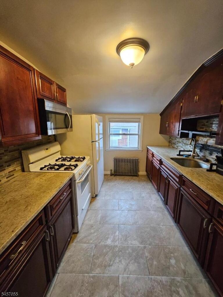 Property listing MLS 4049593 photo 4