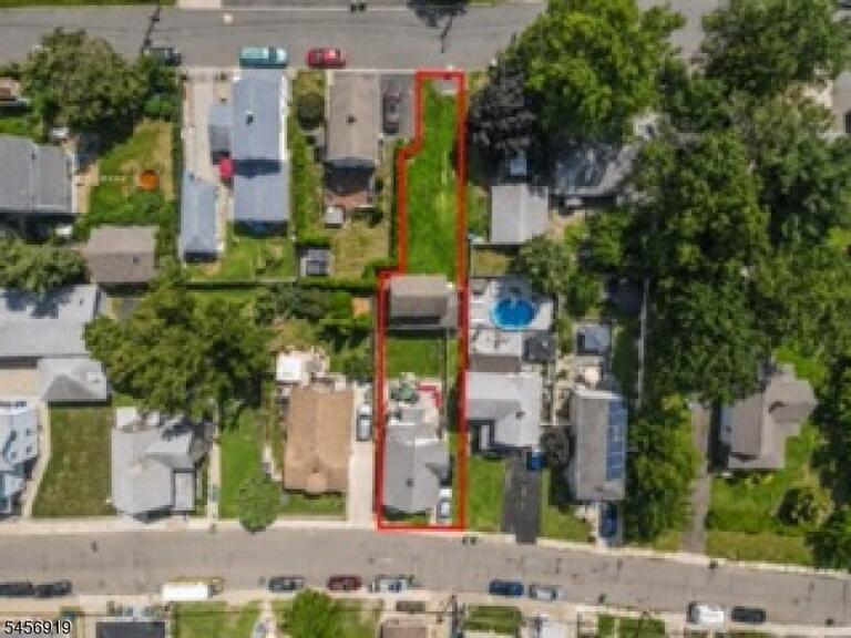 Property listing MLS 4049660 photo 26