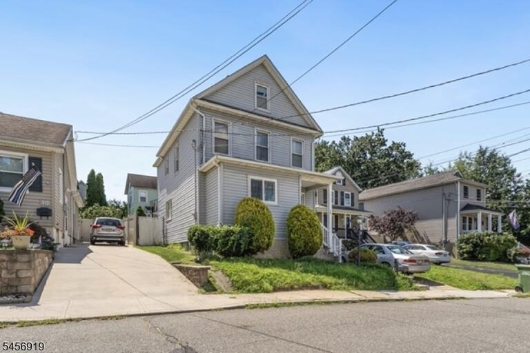 Property listing MLS 4049660 photo 4
