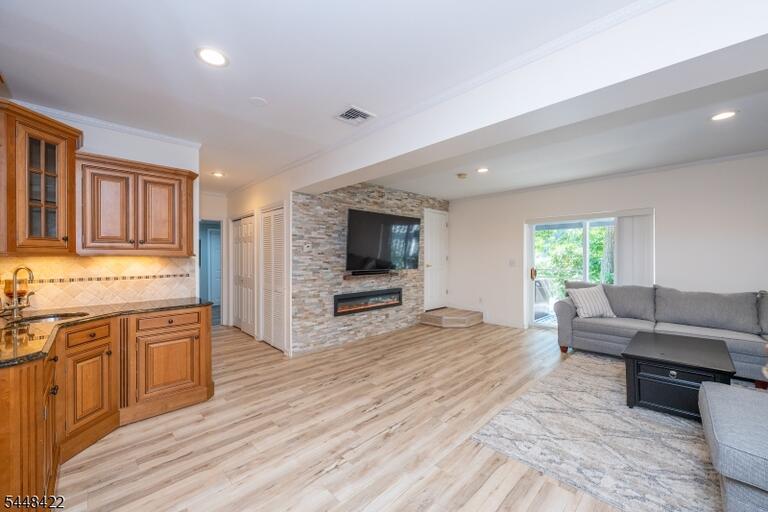 Property listing MLS 4049679 photo 19