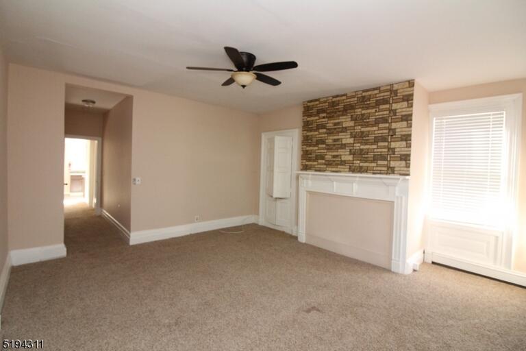 Property listing MLS 4049693 photo 15