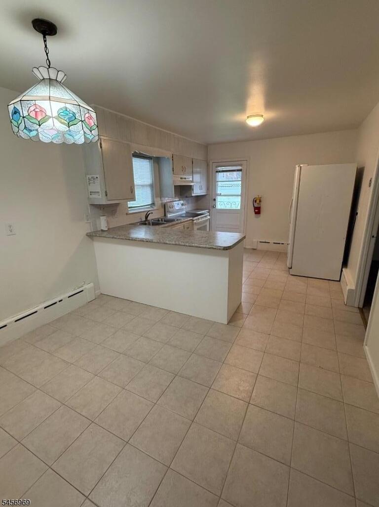 Property listing MLS 4049722 photo 4