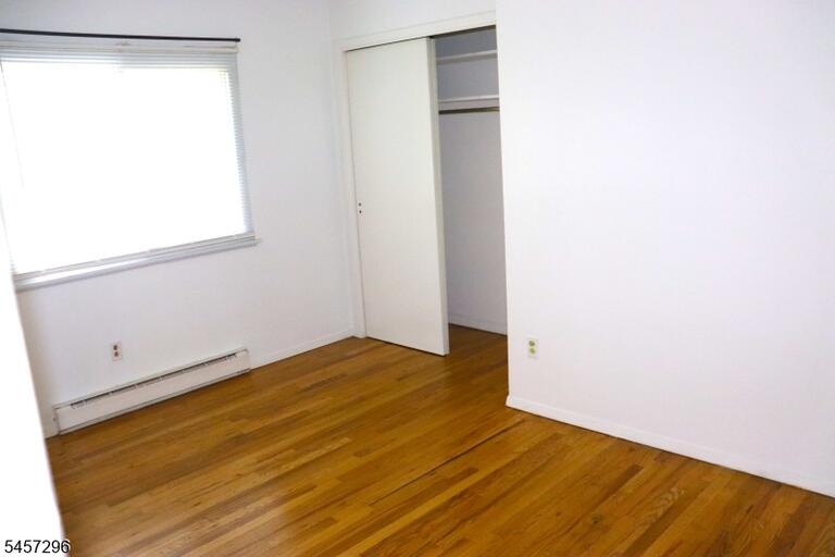 Property listing MLS 4049745 photo 5