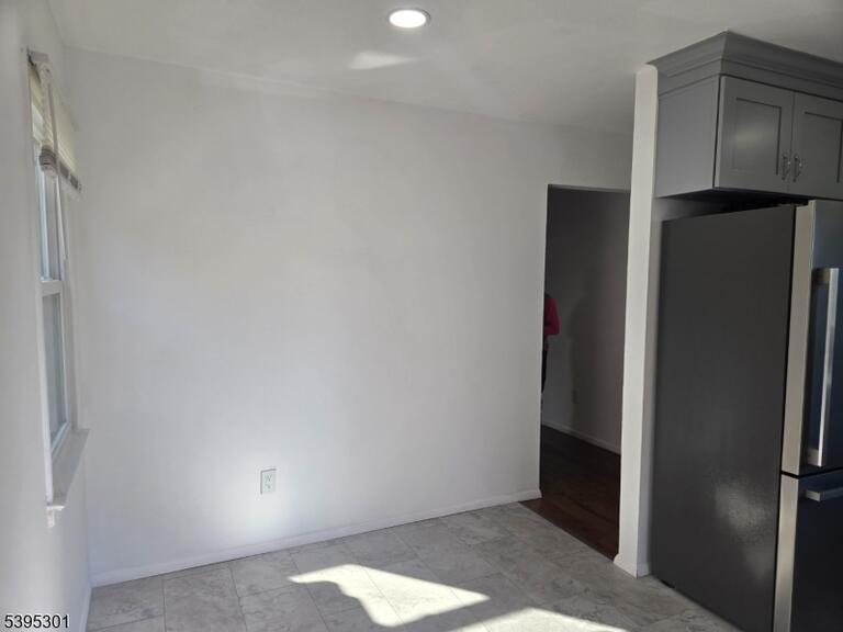 Property listing MLS 4049801 photo 14