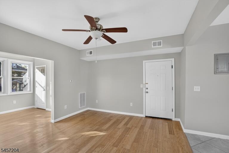 Property listing MLS 4049852 photo 15