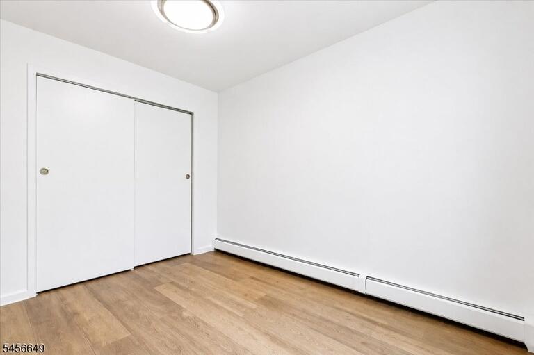 Property listing MLS 4049865 photo 7