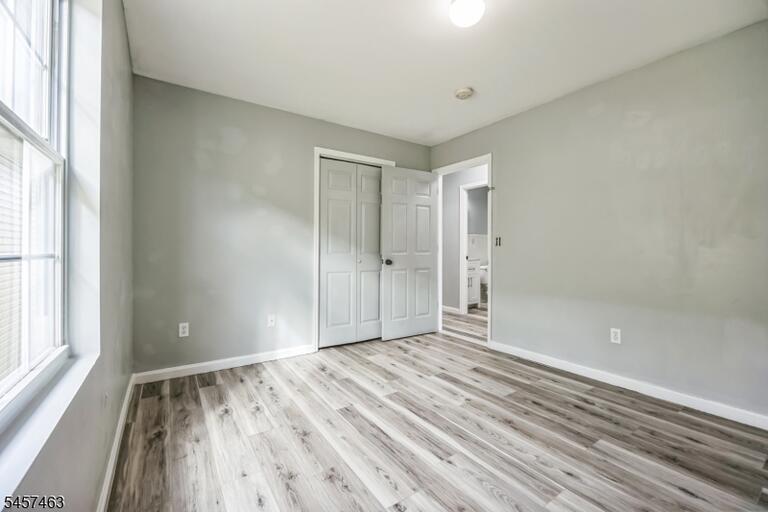 Property listing MLS 4049869 photo 12