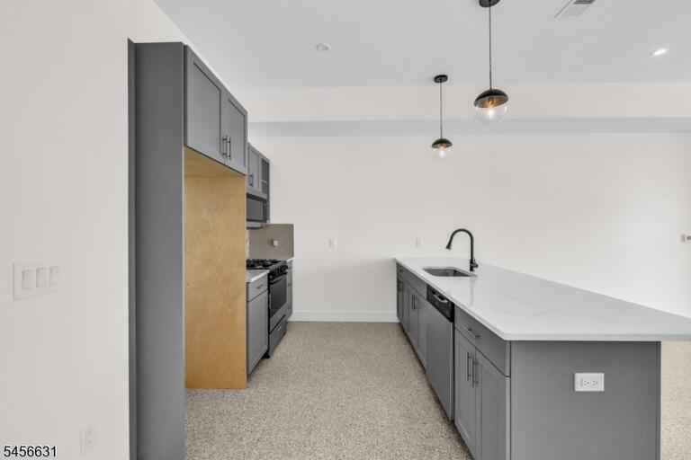 Property listing MLS 4049911 photo 8