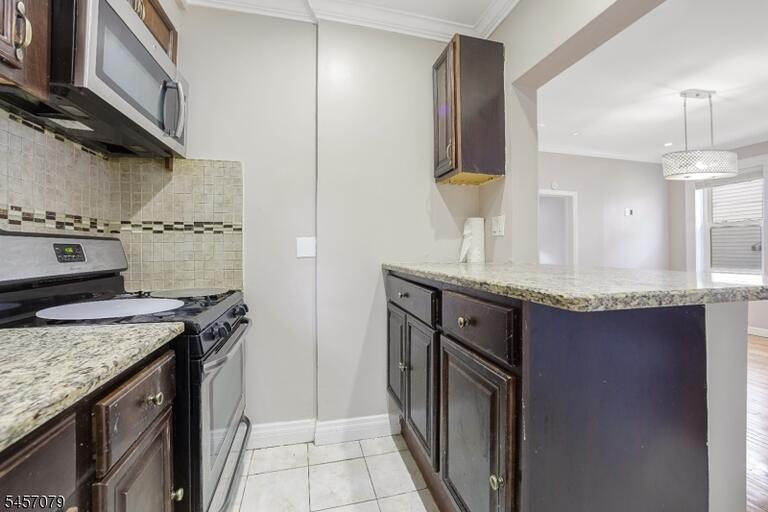 Property listing MLS 4050011 photo 13