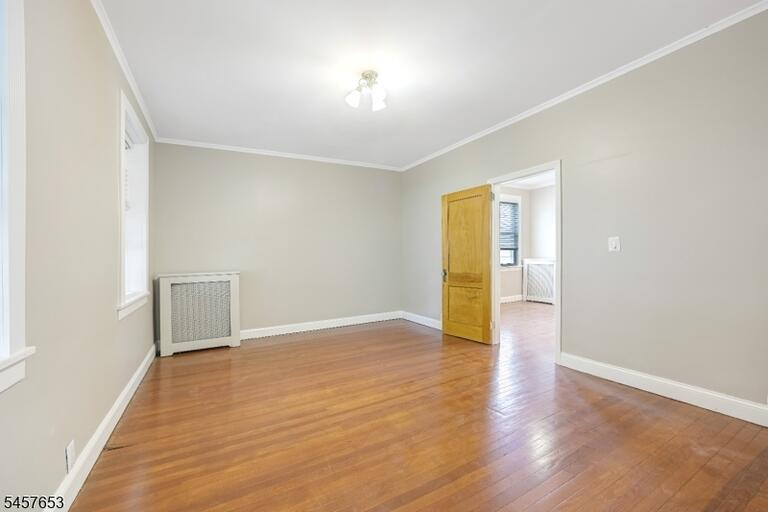 Property listing MLS 4050020 photo 9