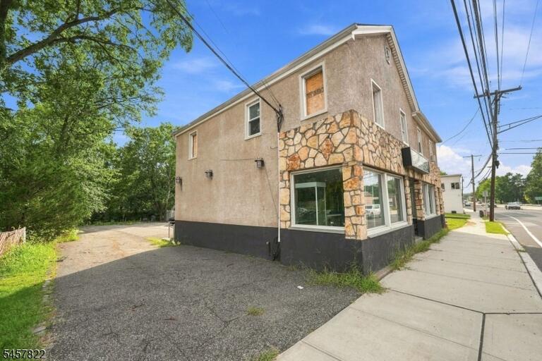Property listing MLS 4050156 photo 14