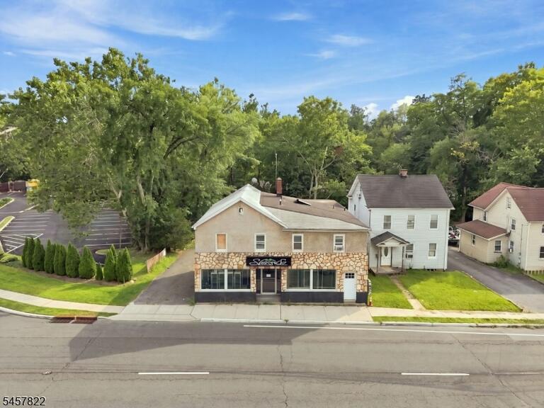 Property listing MLS 4050156 photo 24