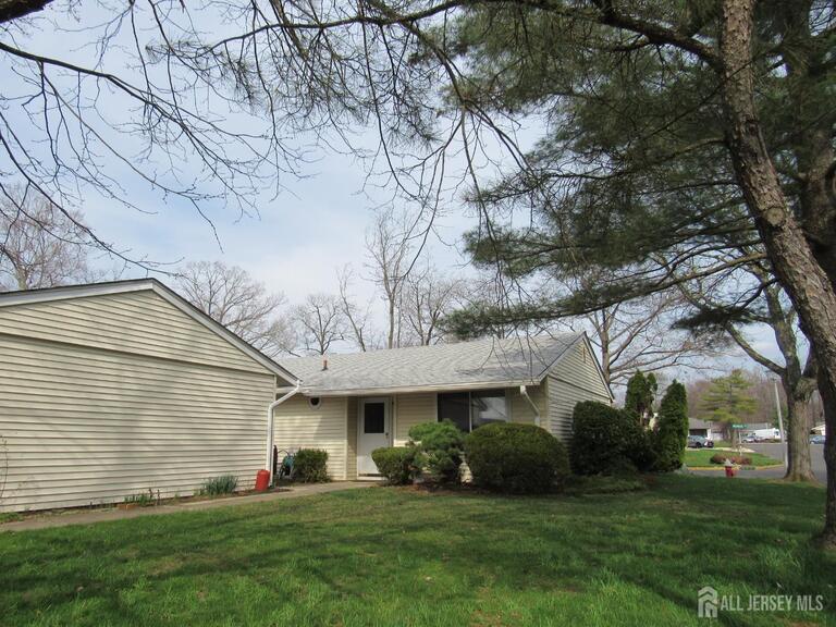 Photo 2 of 264-B Crosse Drive, Monroe NJ 08831, Monroe, NJ