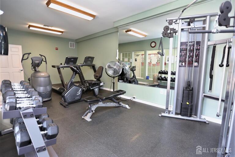 Photo 22 of 102 Wellington Park Drive, South Brunswick NJ 08540, South Brunswick, NJ