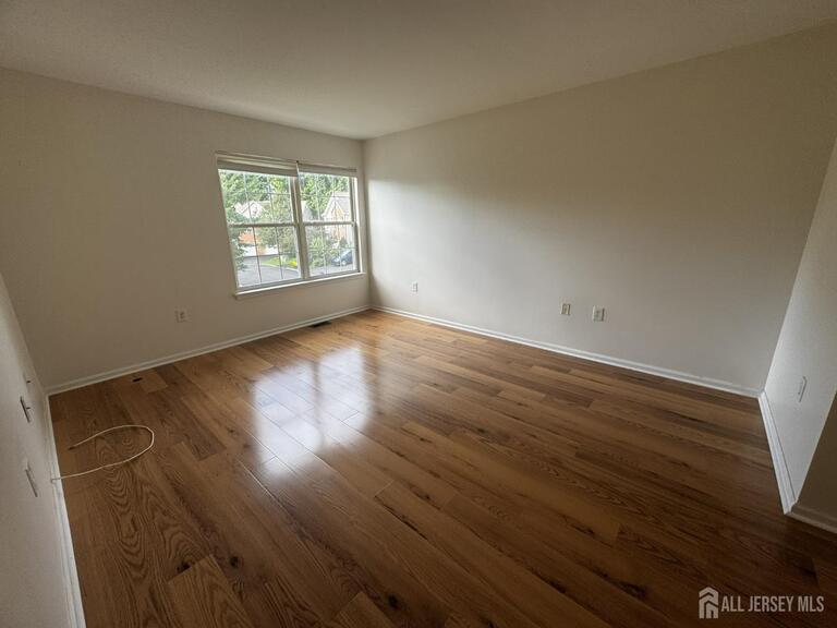 Photo 12 of 102 Wellington Park Drive, South Brunswick NJ 08540, South Brunswick, NJ