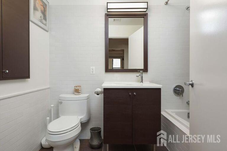 Photo 13 of 232 Pavonia Avenue # 312, Jersey City NJ 07301, Jersey City, NJ