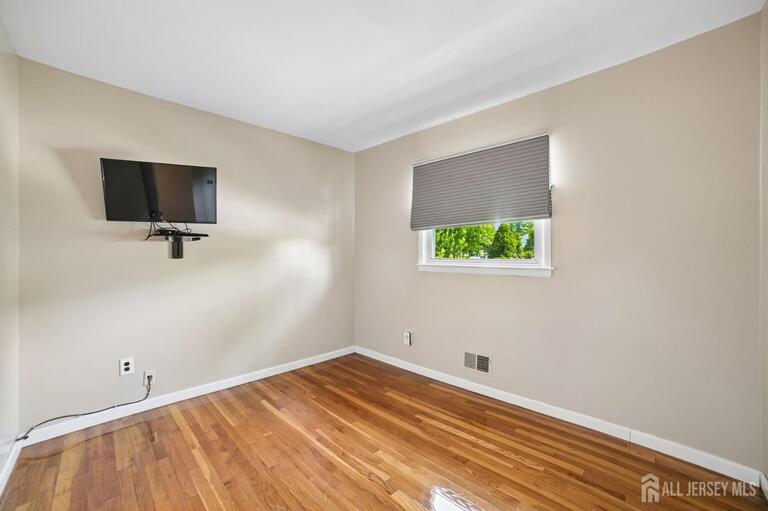Photo 20 of 743 Wood Avenue, Edison NJ 08850, Edison, NJ