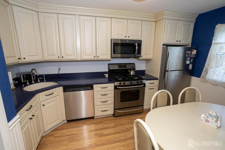 Photo 14 of 10 Schmitt Street, Sayreville NJ 08872, Sayreville, NJ