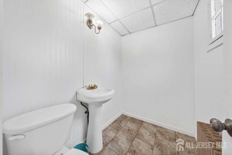 Photo 14 of 88 Woodbridge Avenue, Sewaren NJ 07077, Sewaren, NJ