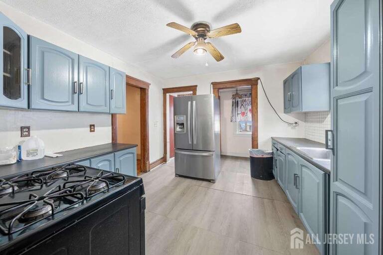 Photo 11 of 88 Woodbridge Avenue, Sewaren NJ 07077, Sewaren, NJ