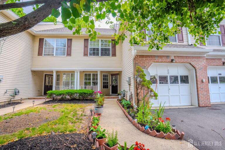 Photo 2 of 22 Amy Drive, North Brunswick NJ 08902, North Brunswick, NJ