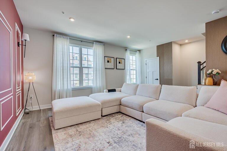 Photo 16 of 220 Anchor Way, Aberdeen NJ 07721, Aberdeen, NJ