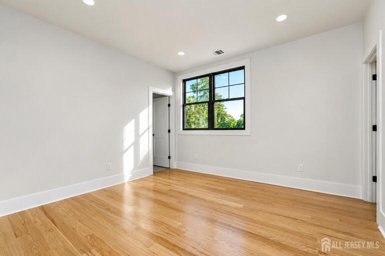 Photo 35 of 1684 Frank Street, Edison NJ 08820, Edison, NJ