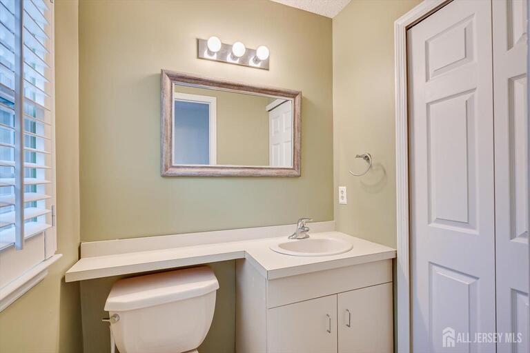 Photo 15 of 2103 Ackmen Court, Bridgewater NJ 08807, Bridgewater, NJ