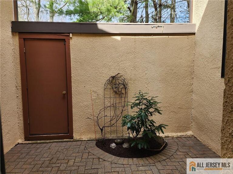 Photo 3 of 254 Sayre Drive, Plainsboro NJ 08540, Plainsboro, NJ