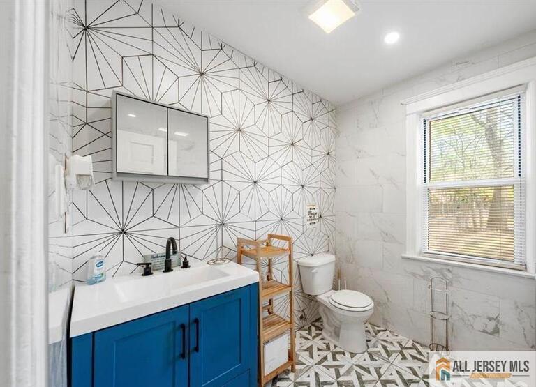 Photo 8 of 28 Oak Lane, Trenton NJ 08618, Trenton, NJ