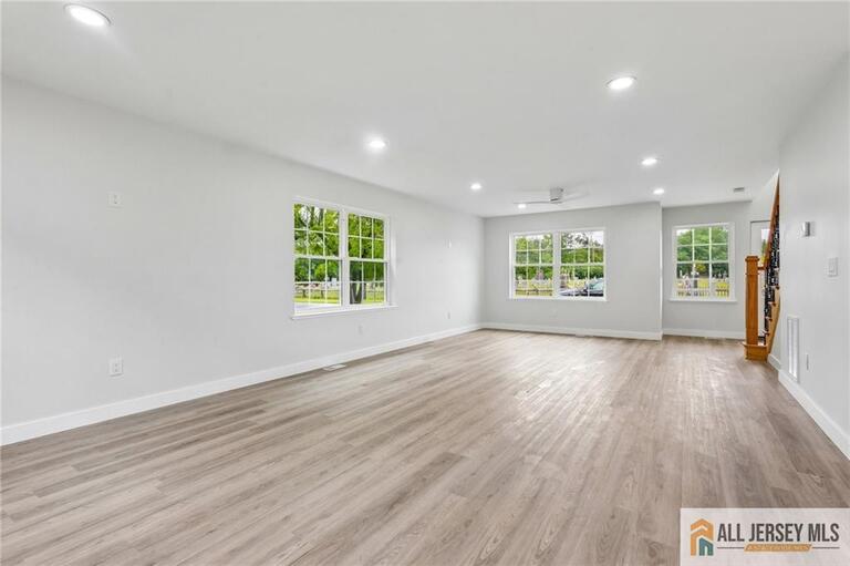 Photo 5 of 101 Saint Stephens Avenue, Keasbey NJ 08832, Keasbey, NJ