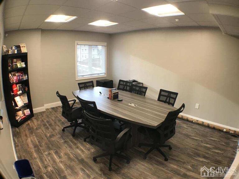 Photo 21 of 190 Pulaski Avenue # D, Sayreville NJ 08872, Sayreville, NJ