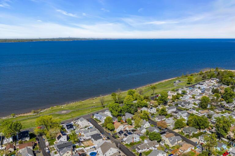 Photo 7 of 283 Bayview Drive, South Amboy NJ 08879, South Amboy, NJ