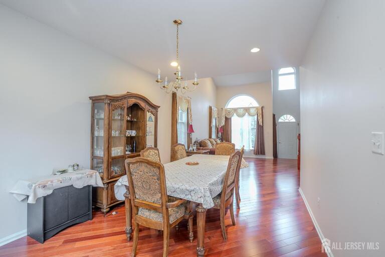 Photo 8 of 1101 Cottonwood Court, North Brunswick NJ 08902, North Brunswick, NJ
