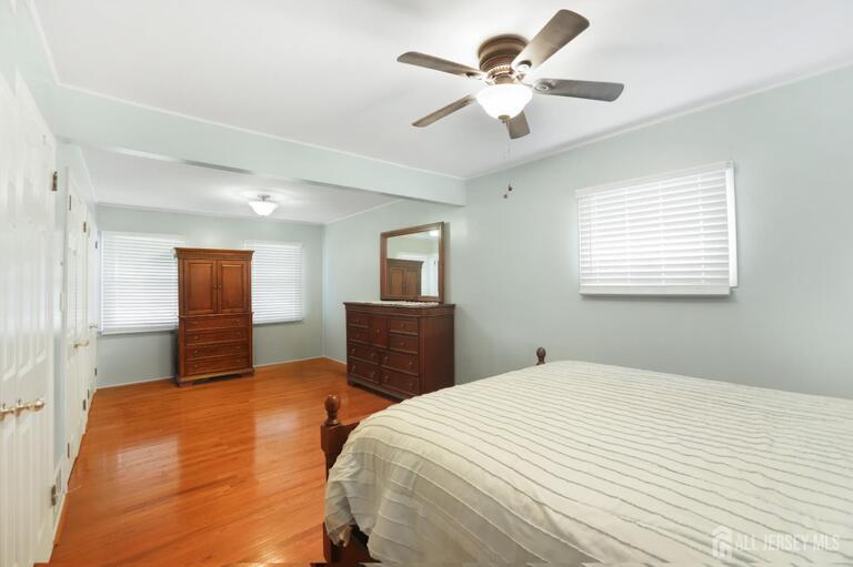 Photo 19 of 354 Colonia Boulevard, Colonia NJ 07067, Colonia, NJ