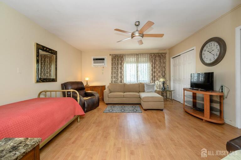 Photo 17 of 94 Van Buren Street, Newark NJ 07105, Newark, NJ
