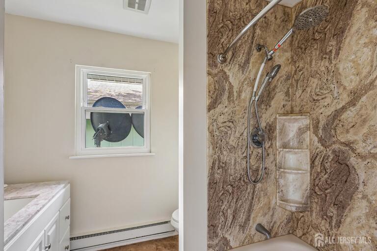 Photo 21 of 52 cambridge Court # B, Lakewood NJ 08701, Lakewood, NJ