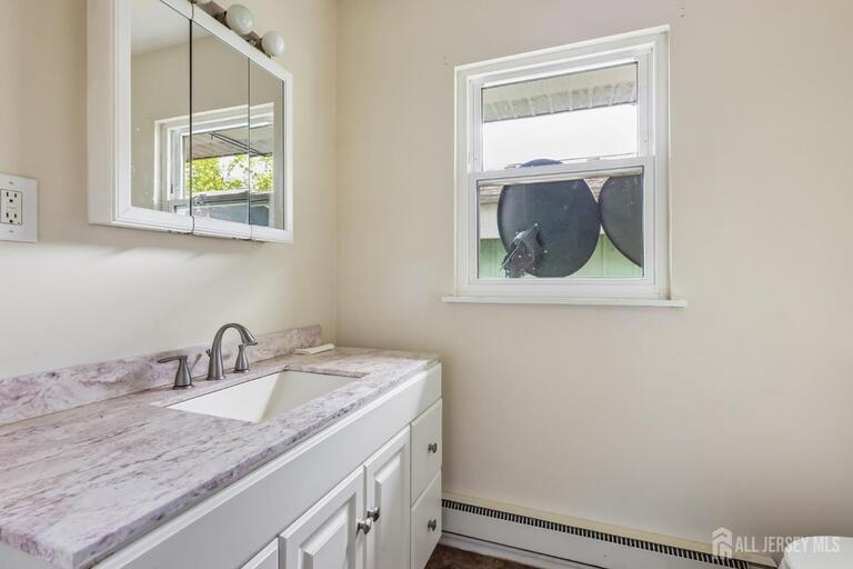 Photo 20 of 52 cambridge Court # B, Lakewood NJ 08701, Lakewood, NJ