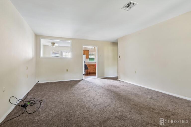 Photo 8 of 52 cambridge Court # B, Lakewood NJ 08701, Lakewood, NJ
