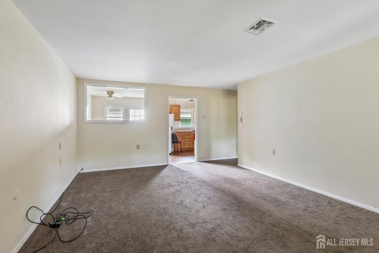 Photo 7 of 52 cambridge Court # B, Lakewood NJ 08701, Lakewood, NJ