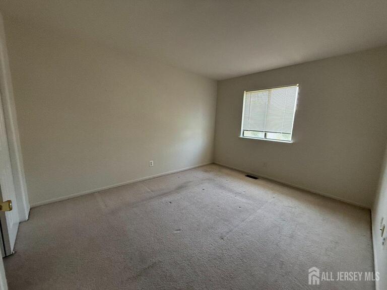 Photo 17 of 12 Sunflower Court, Edison NJ 08820, Edison, NJ