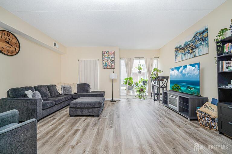 Photo 13 of 358 Rector Street # 308, Middlesex County NJ 08861, Middlesex County, NJ