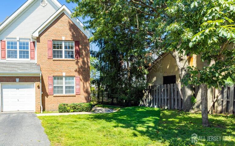 Photo 1 of 315 Birch Court, New Brunswick NJ 08901, New Brunswick, NJ