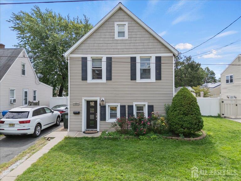Photo 2 of 199 Grove Avenue, Woodbridge Proper NJ 07095, Woodbridge Proper, NJ