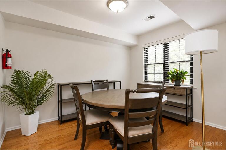 Photo 9 of 207 Sierra Court # A, Woodbridge Proper NJ 07095, Woodbridge Proper, NJ