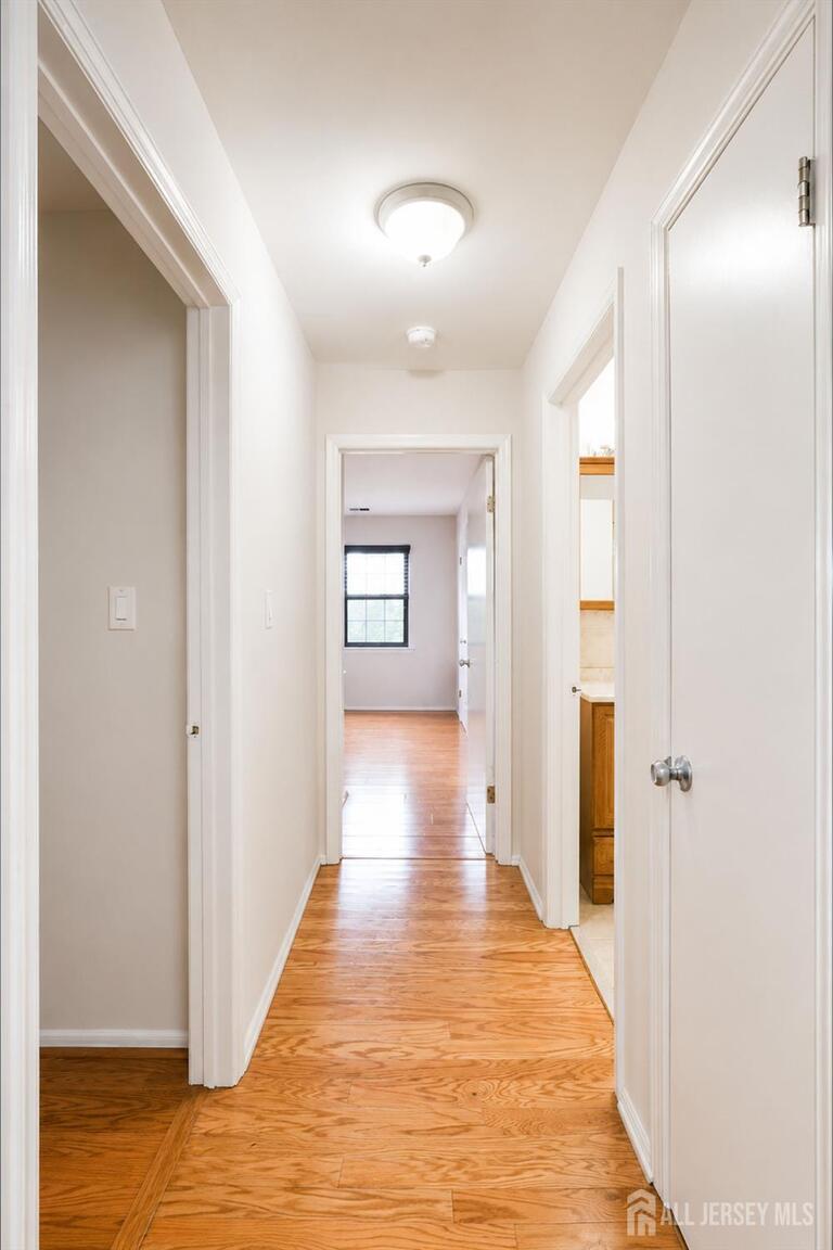 Photo 15 of 207 Sierra Court # A, Woodbridge Proper NJ 07095, Woodbridge Proper, NJ