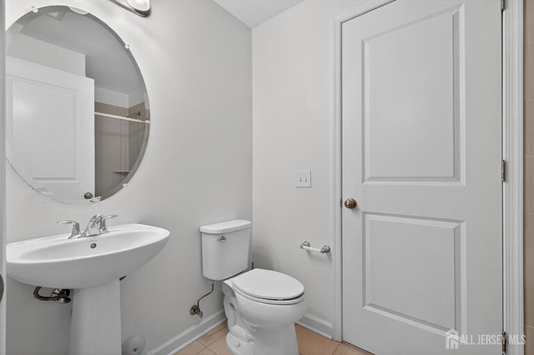 Photo 5 of 197 Roosevelt Drive, Wood-Ridge NJ 07075, Wood-Ridge, NJ