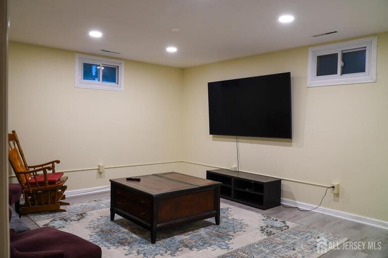 Photo 10 of 150 Farragut Avenue, Middlesex NJ 08864, Middlesex, NJ