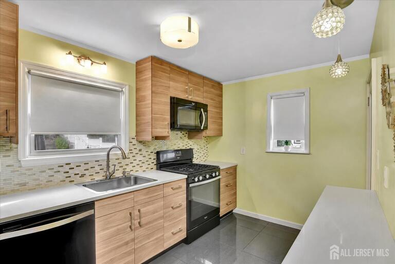 Photo 6 of 124 Coolidge Avenue, Sayreville NJ 08859, Sayreville, NJ