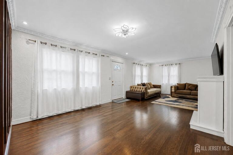 Photo 10 of 524 Lloyd Road, Matawan NJ 07747, Matawan, NJ